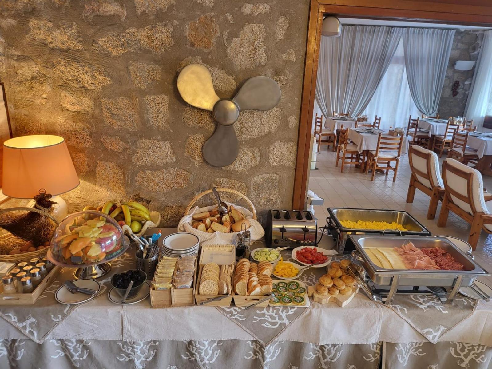 באיה סרדיניה Hotel Olimpia מראה חיצוני תמונה